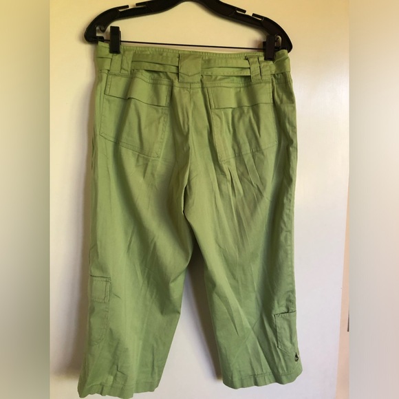 Dahlia Casual Green Capri Pants- 8P- Stretch- Cotton/Spandex - Picture 3 of 8